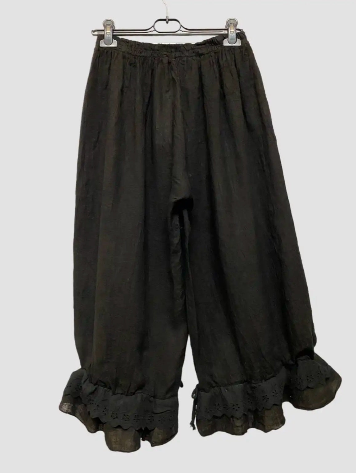 Italian Romance Linen Cropped Pants One Size Fits Medium to 2X