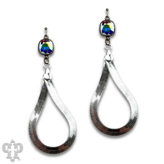 Snake chain teardrop earring with Austrian crystal
