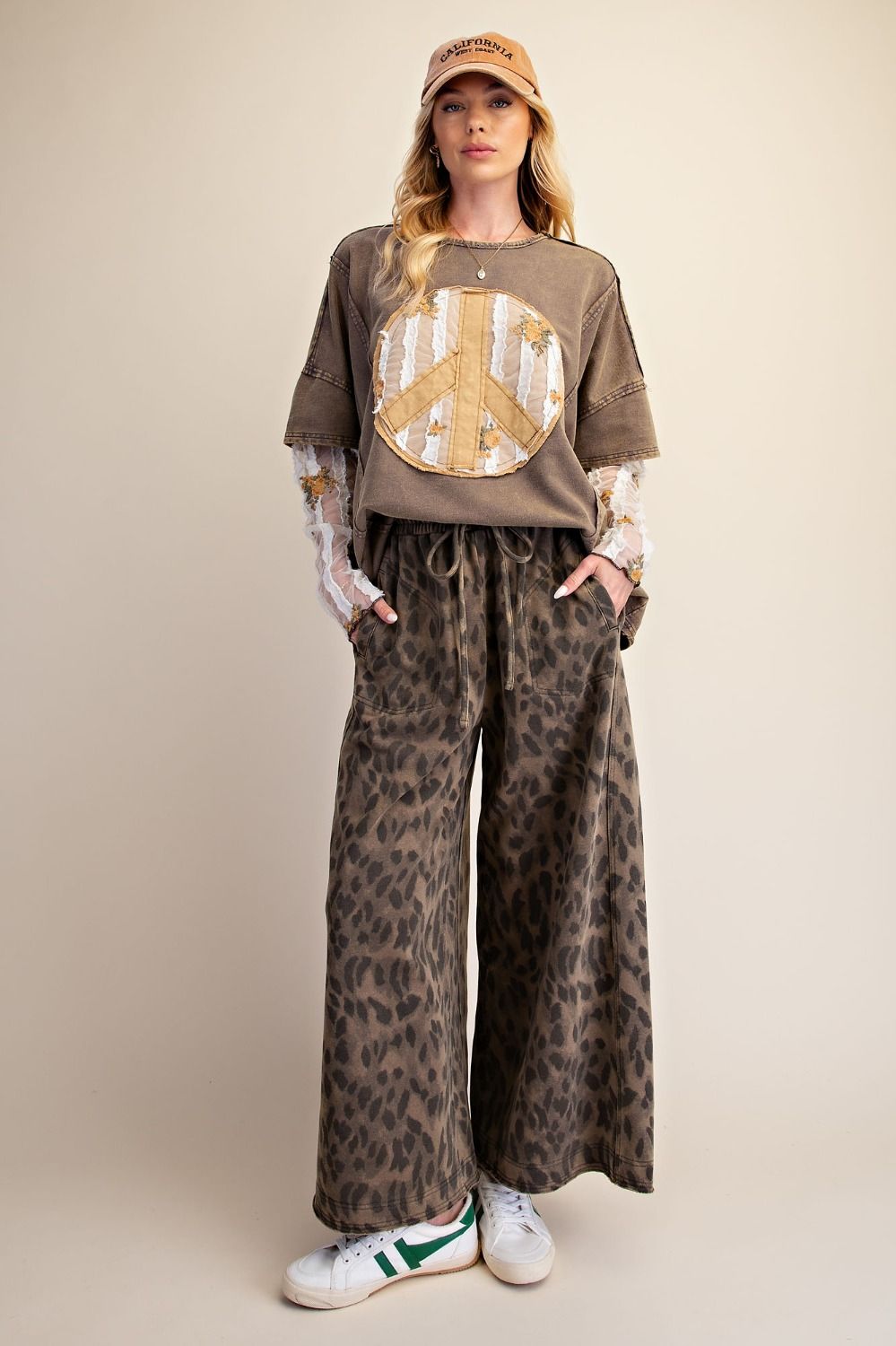 Easel PLUS SIZE - Olive Mineral Washed Leopard Wide-Leg Terry Pants