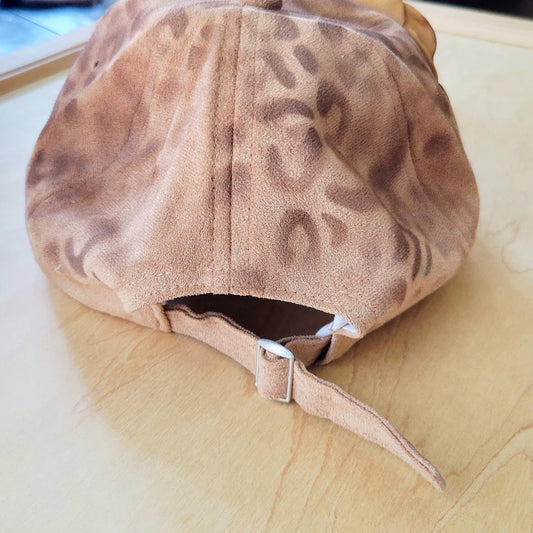 JJH1 Hand-Painted Leopard Suede Baseball Cap
