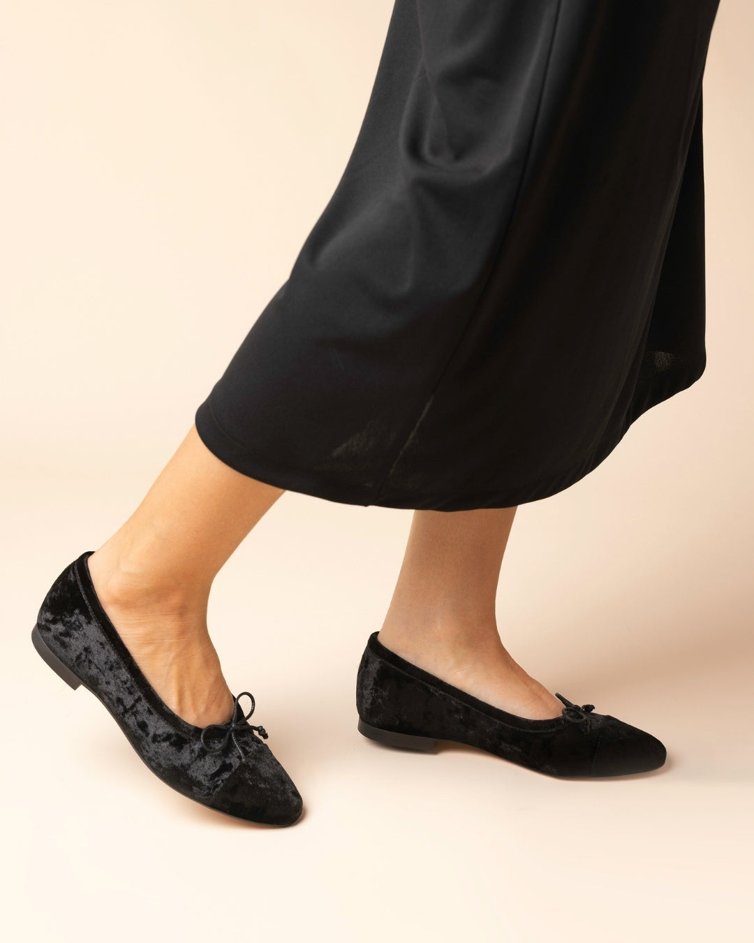 Amelie Black Velvet