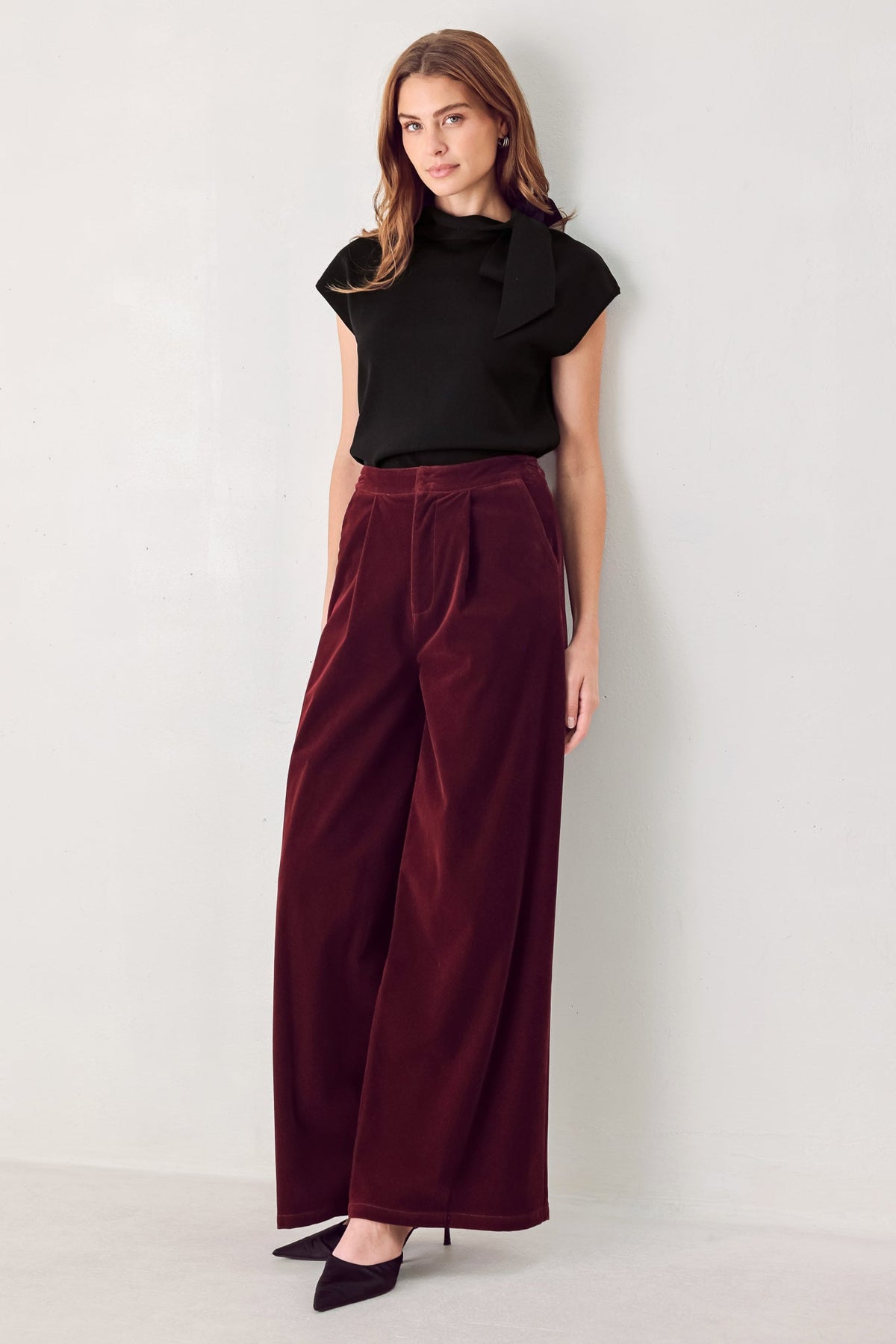 COY CHARM VELVET PANTS
