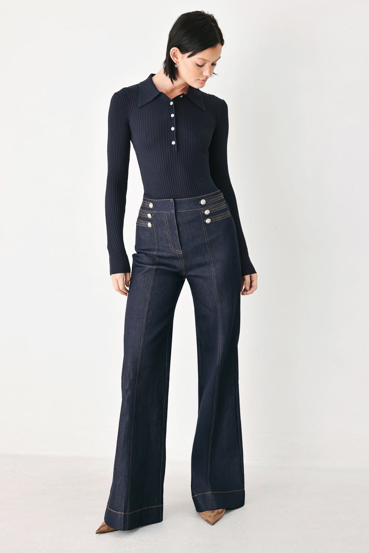 INDIGO IMPRESSION BUTTON DETAIL FLARE JEANS