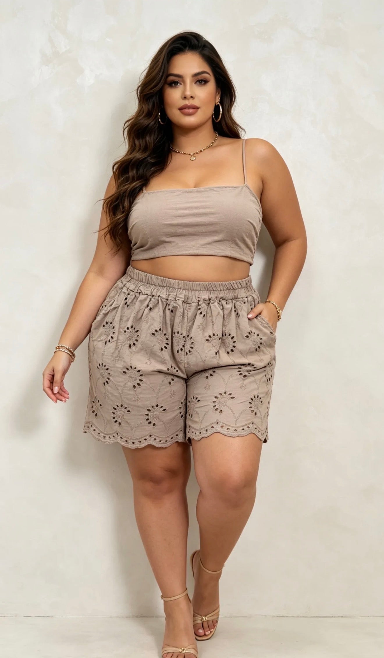 Made in Italy Plus Size Cotton Eyelet Embroidered Shorts