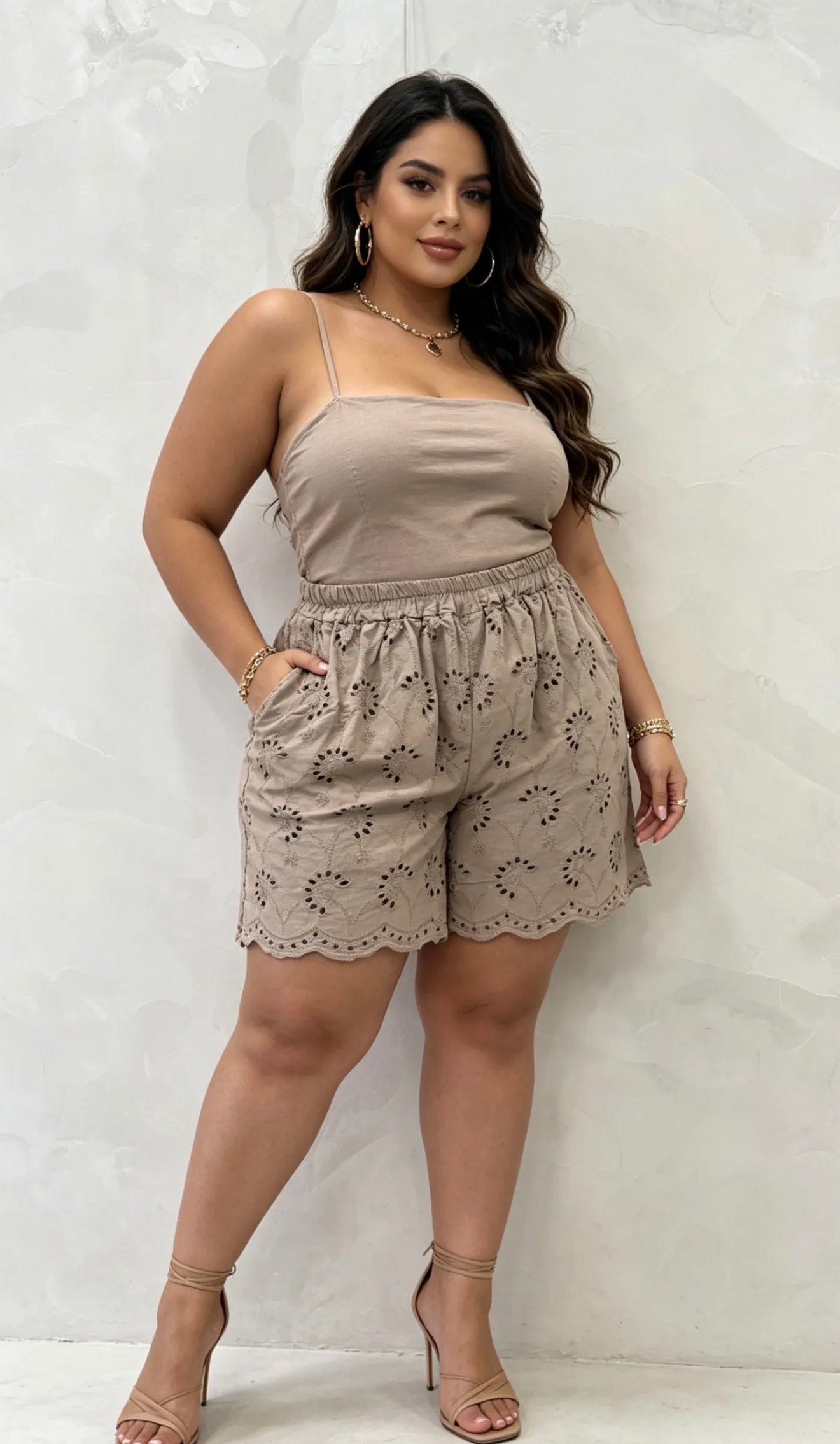 Made in Italy Plus Size Cotton Eyelet Embroidered Shorts