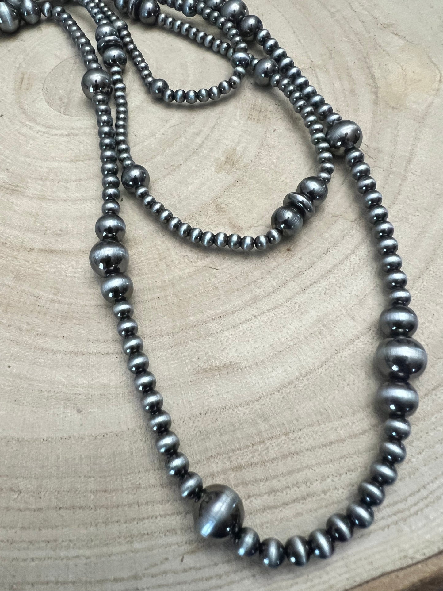 Western Three-Row Faux Sterling Pearl Layered Necklace Set — Graduated Single-Clasp Look