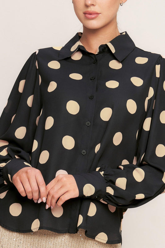 URBAN CIRCLES WOVEN TOP