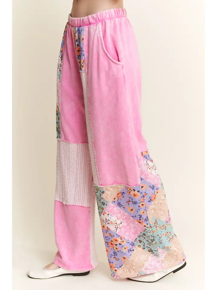 J5 J. Her Bubble Gum Pink Mineral Washed Floral Boho Pants in a Wave-knit Jacquard