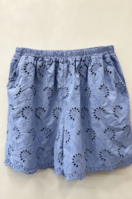 Made in Italy Plus Size Cotton Eyelet Embroidered Shorts