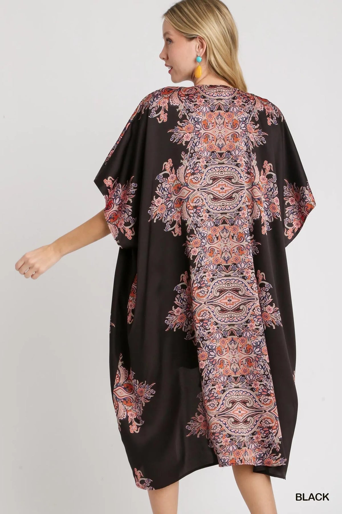 Umgee Satin Border Print Short Sleeve Open Front Kimono