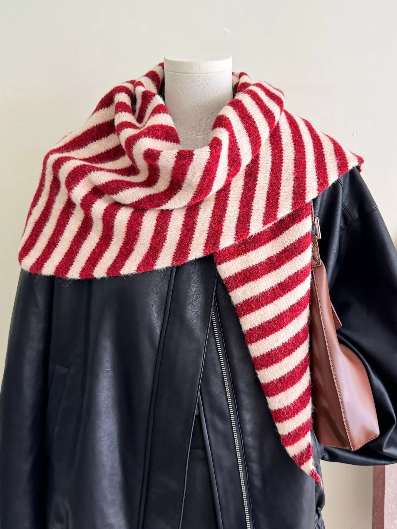 c94f8b58c5db410e92c3c07640d23878-Max-Origin