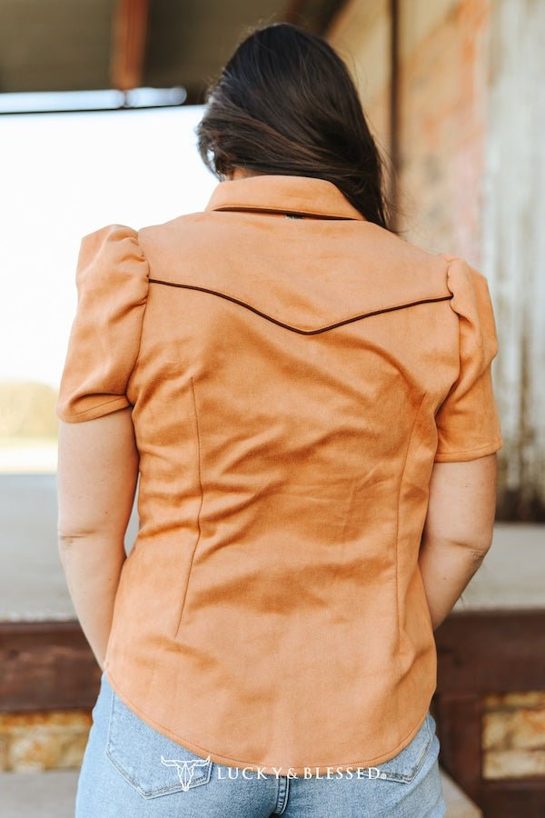 LUCKY & BLESSED Camel Suede Western Pearl Snap Top — Puff Sleeve with Contrast Arrow Piping