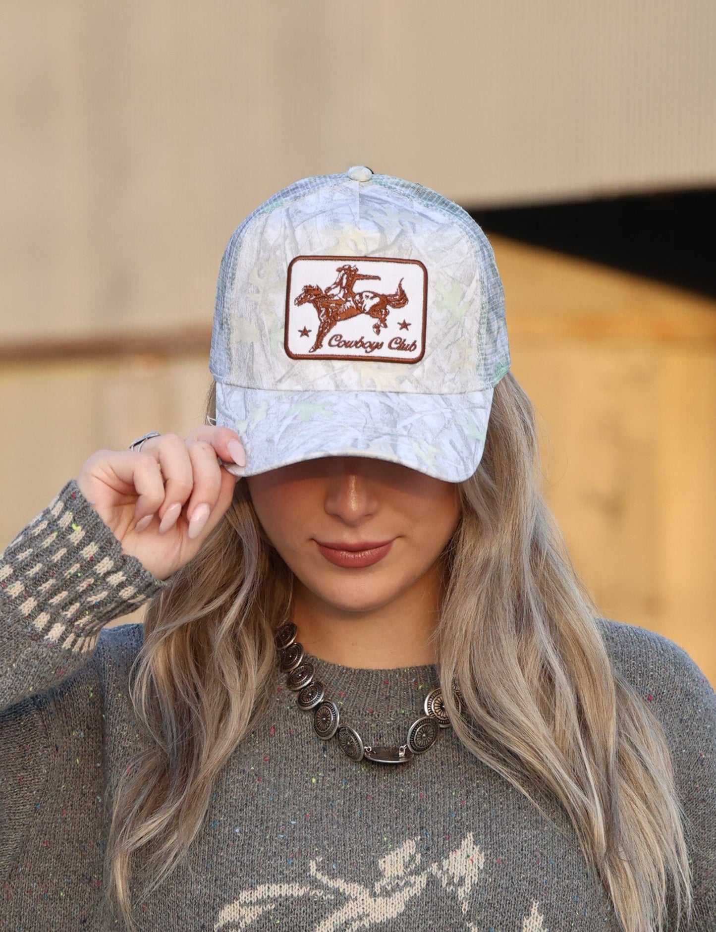 "Cowboys Club" Cowboy & Horse Embroidered Patch Mesh Cap — Wild West Charm with Adjustable Snapback