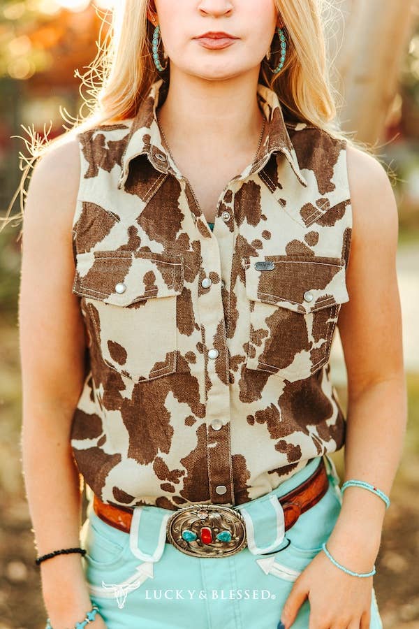 LUCKY & BLESSED Sleeveless Cowhide Print Denim Western Shirt with Pearl Snaps — Brown & Cream - small remains