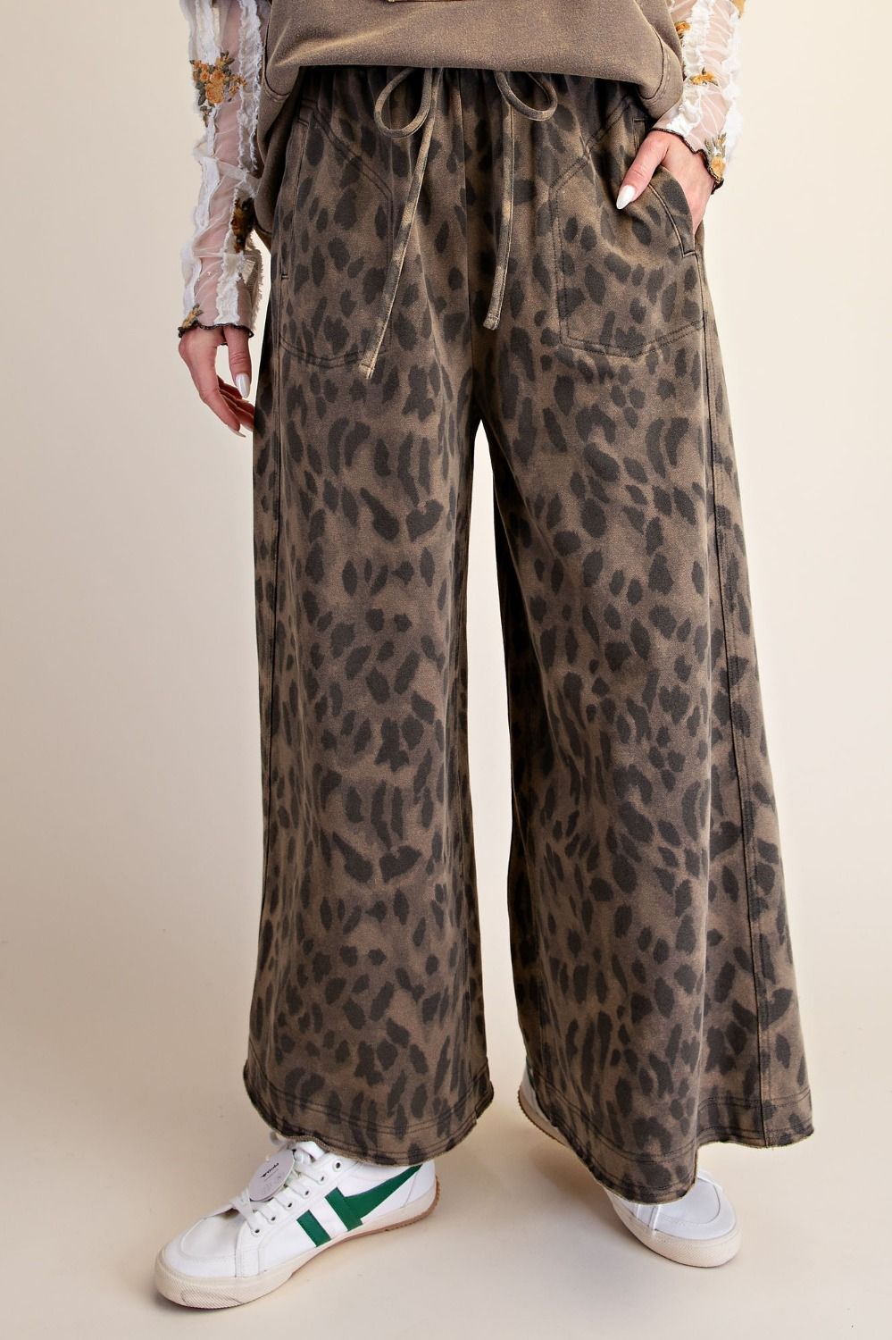Easel PLUS SIZE - Olive Mineral Washed Leopard Wide-Leg Terry Pants