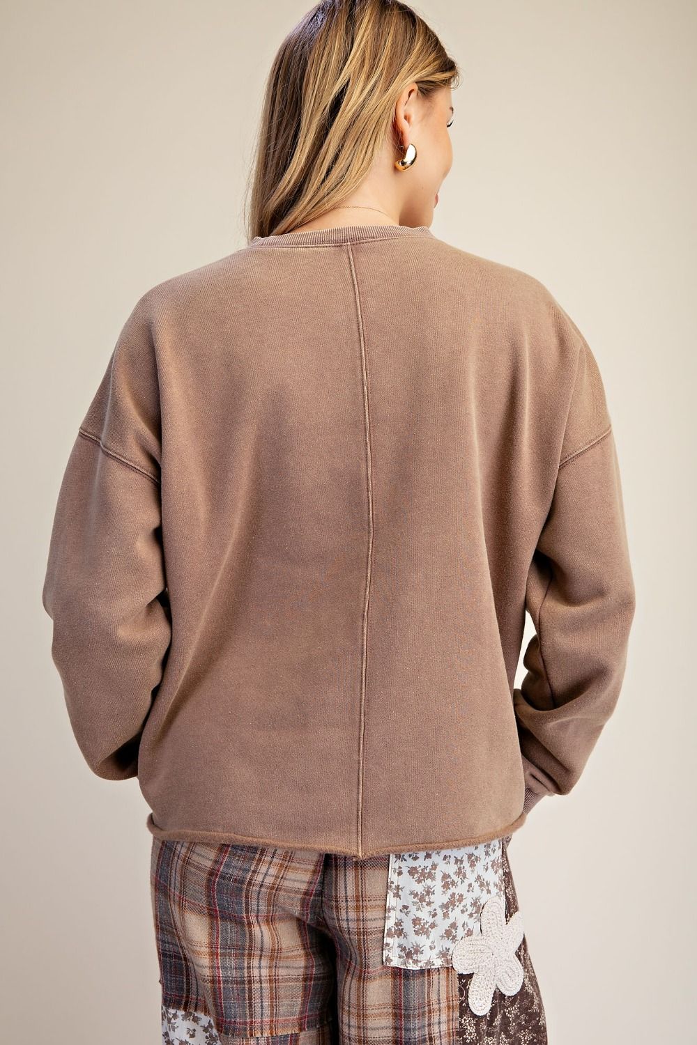 Easel Floral Patch Front Washed Terry Pullover in Mocha