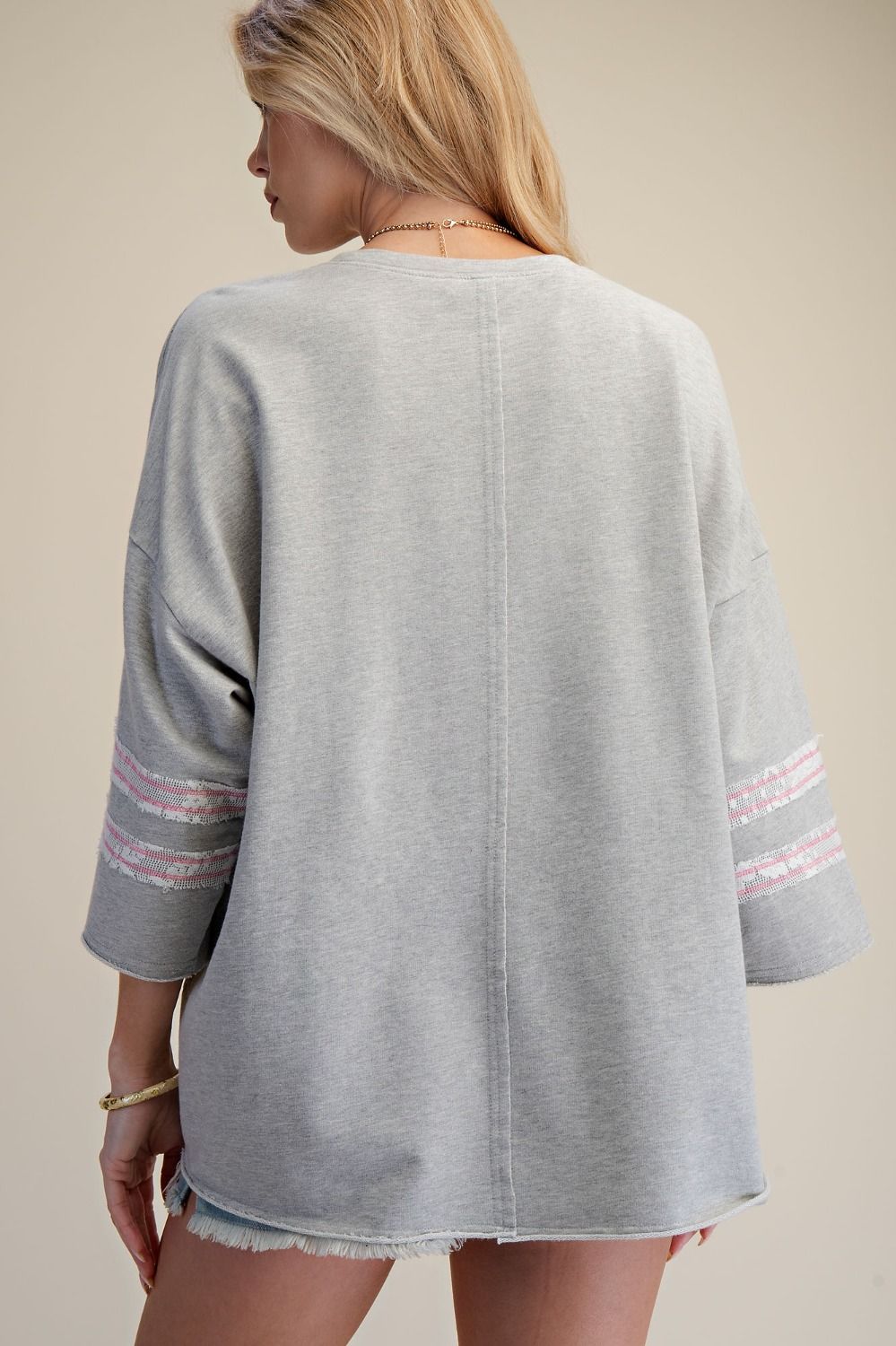 Easel FAITH Mineral Washed Terry Pullover in Heather Gray