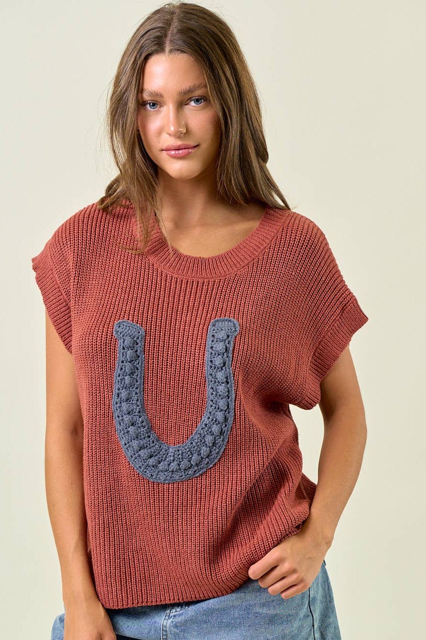 Doe and Rae Western Horseshoe Sweater Vest — Plush Ribbed Knit with Bold Horseshoe Embellishment