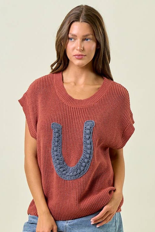 Doe and Rae Western Horseshoe Sweater Vest — Plush Ribbed Knit with Bold Horseshoe Embellishment