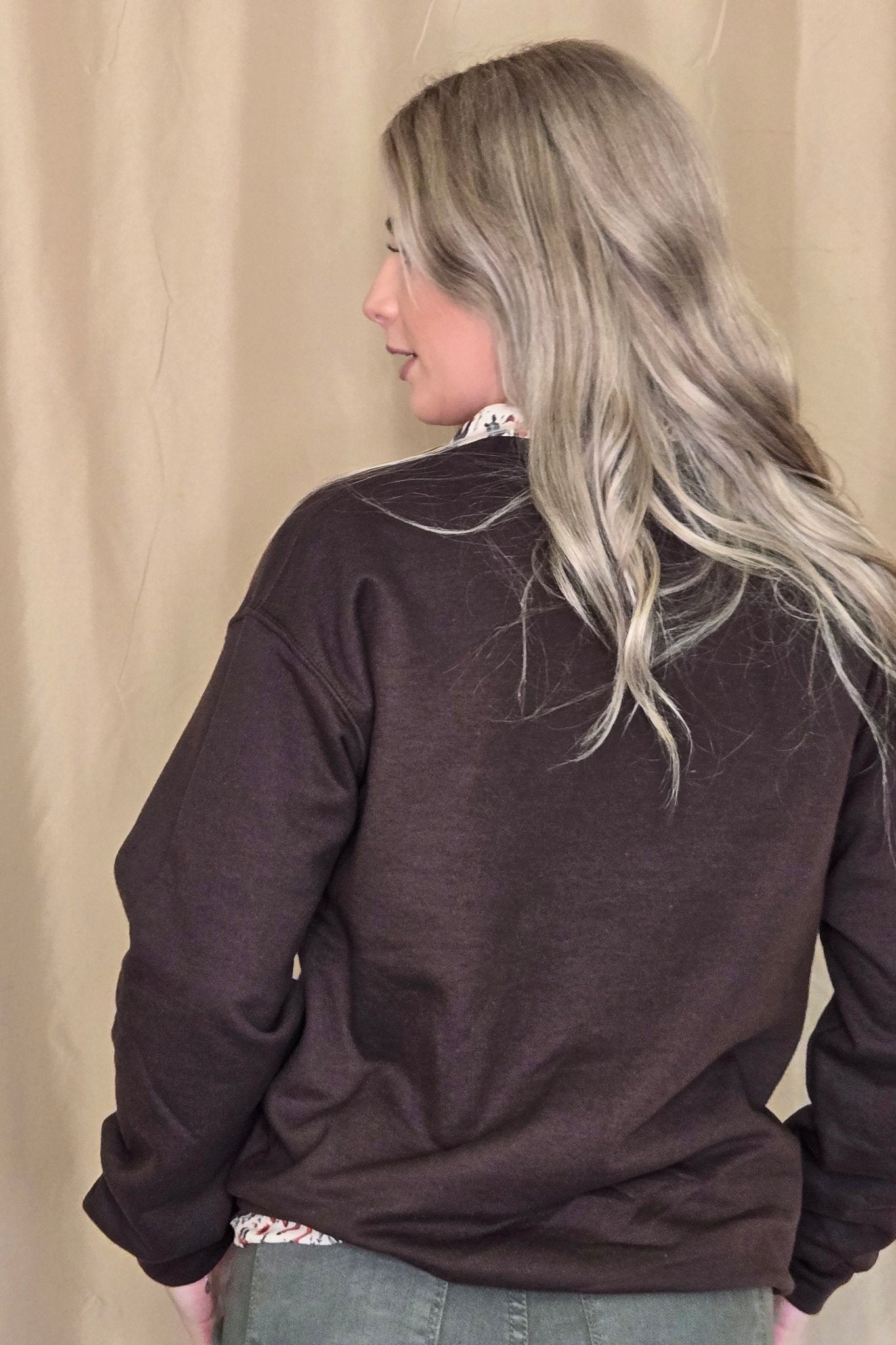 "Howdy" Embroidered Western Sweatshirt — Soft Gildan Fabric Cowboy Welcome