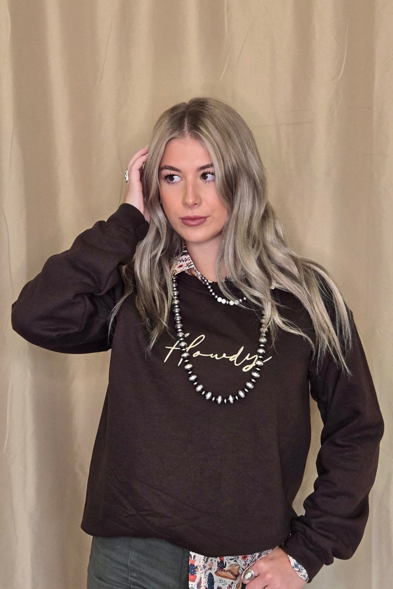 "Howdy" Embroidered Western Sweatshirt — Soft Gildan Fabric Cowboy Welcome