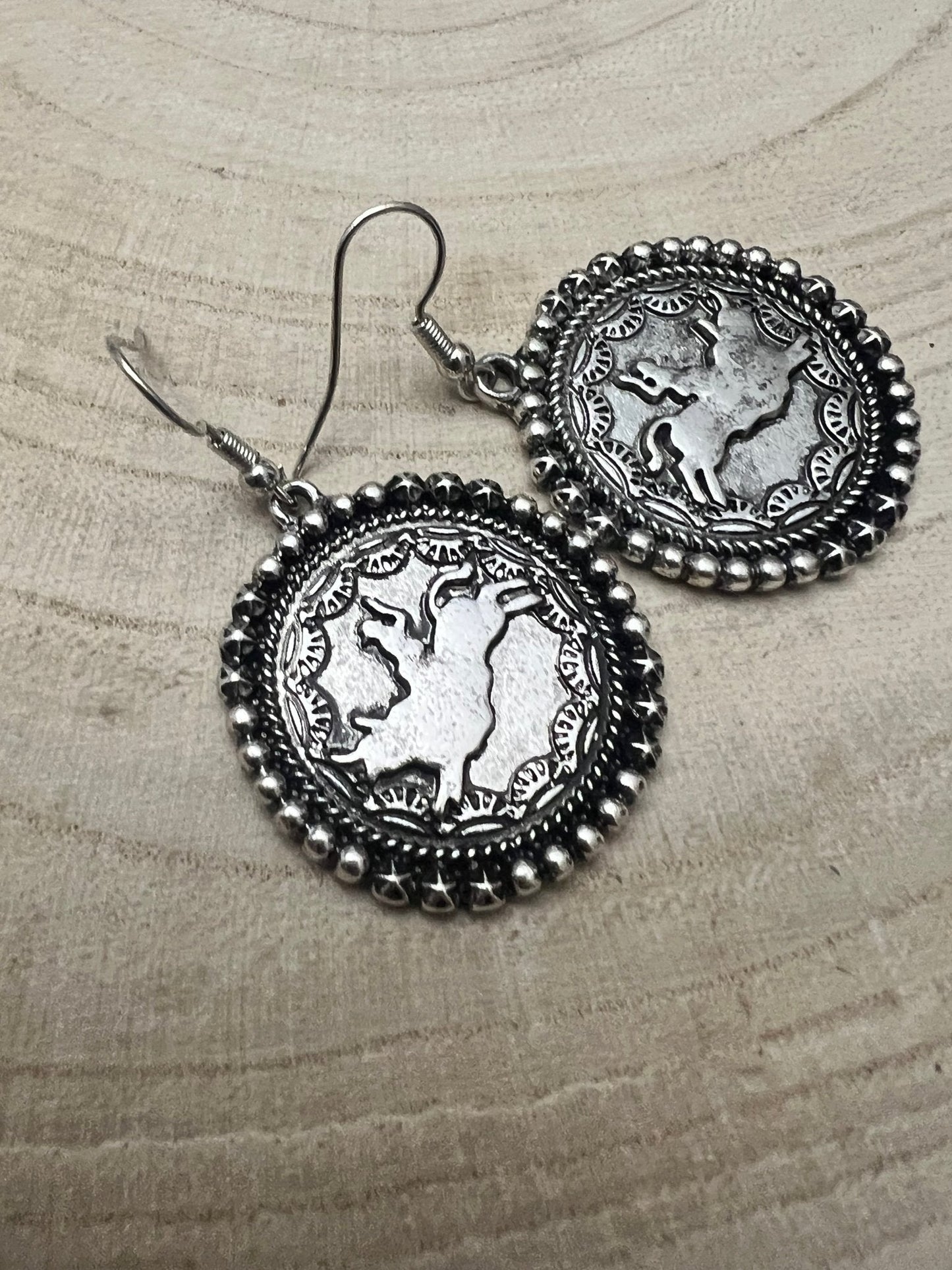 Western Rodeo Cowboy Pendant Earrings — Oxidized Silver Western Statement