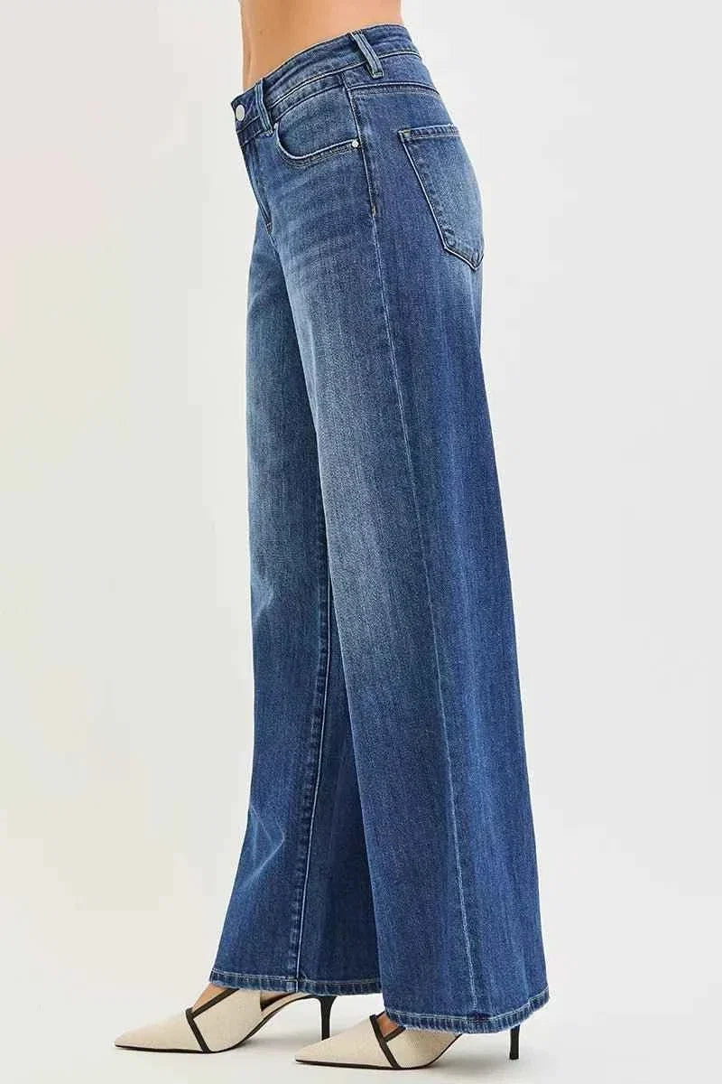 Slouchy Baggy Jeans with Pockets by Risen