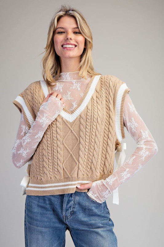 eesome V-Neck Side-Tie Cable Knit Sleeveless Western Sweater Vest — Preppy-Modern Cropped Layering