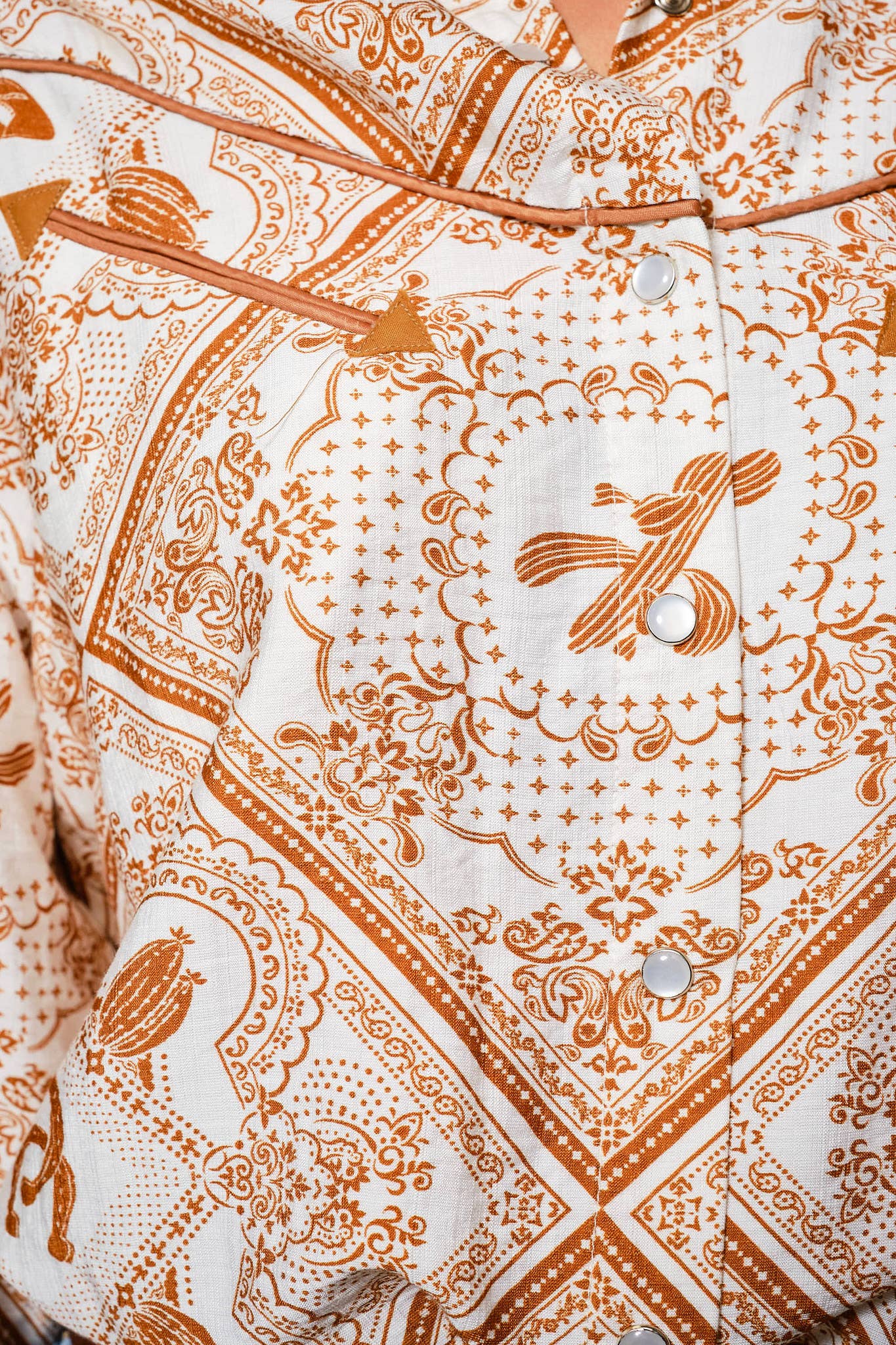 Blue B "Rust Bandana" Vintage Western Snap-Front Shirt — Buttery-Soft 100% Rayon Cowgirl Outlaw