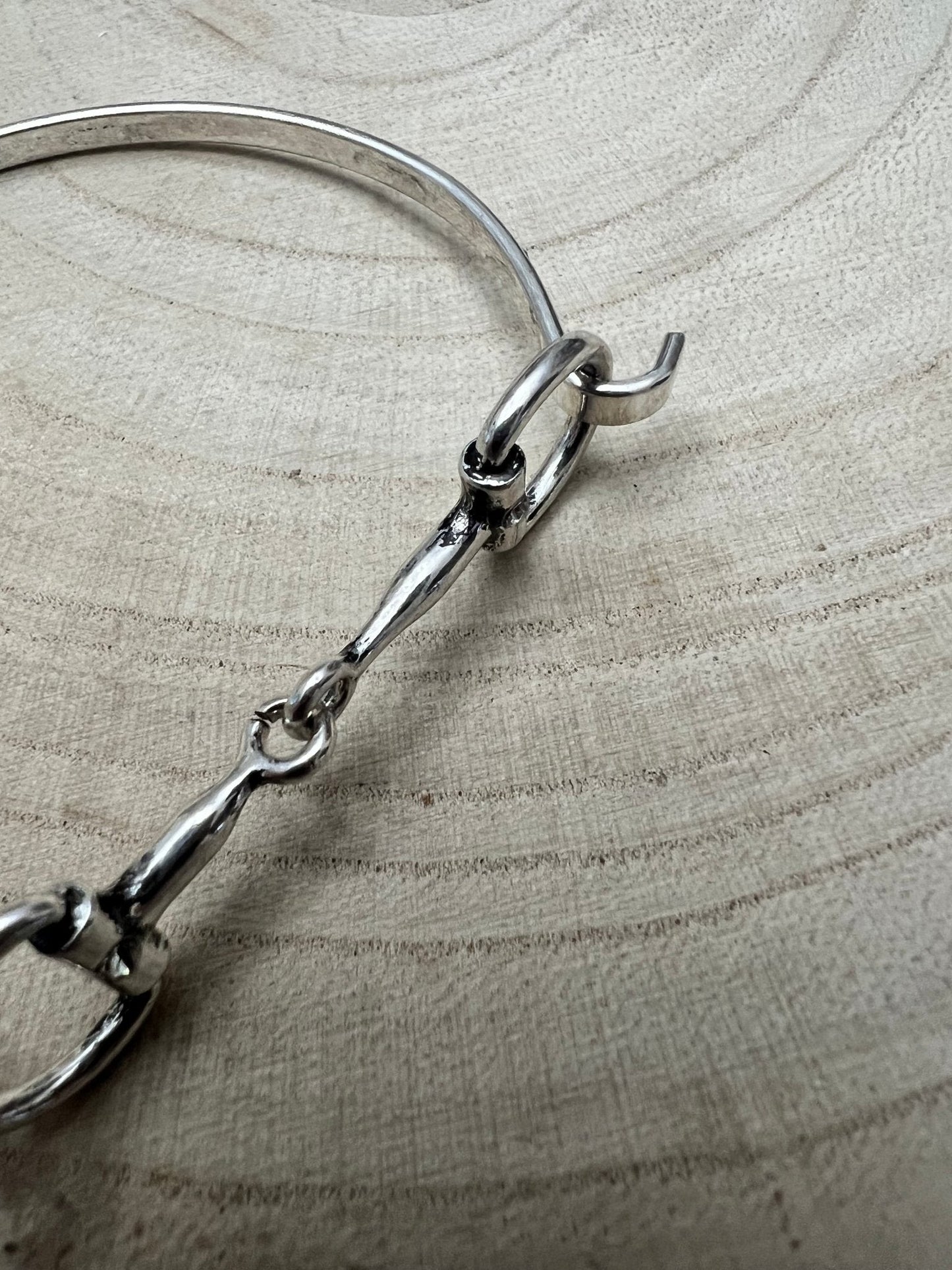 Western Snaffle Bit Bracelet — Silver Easy-Clasp Equestrian Bangle